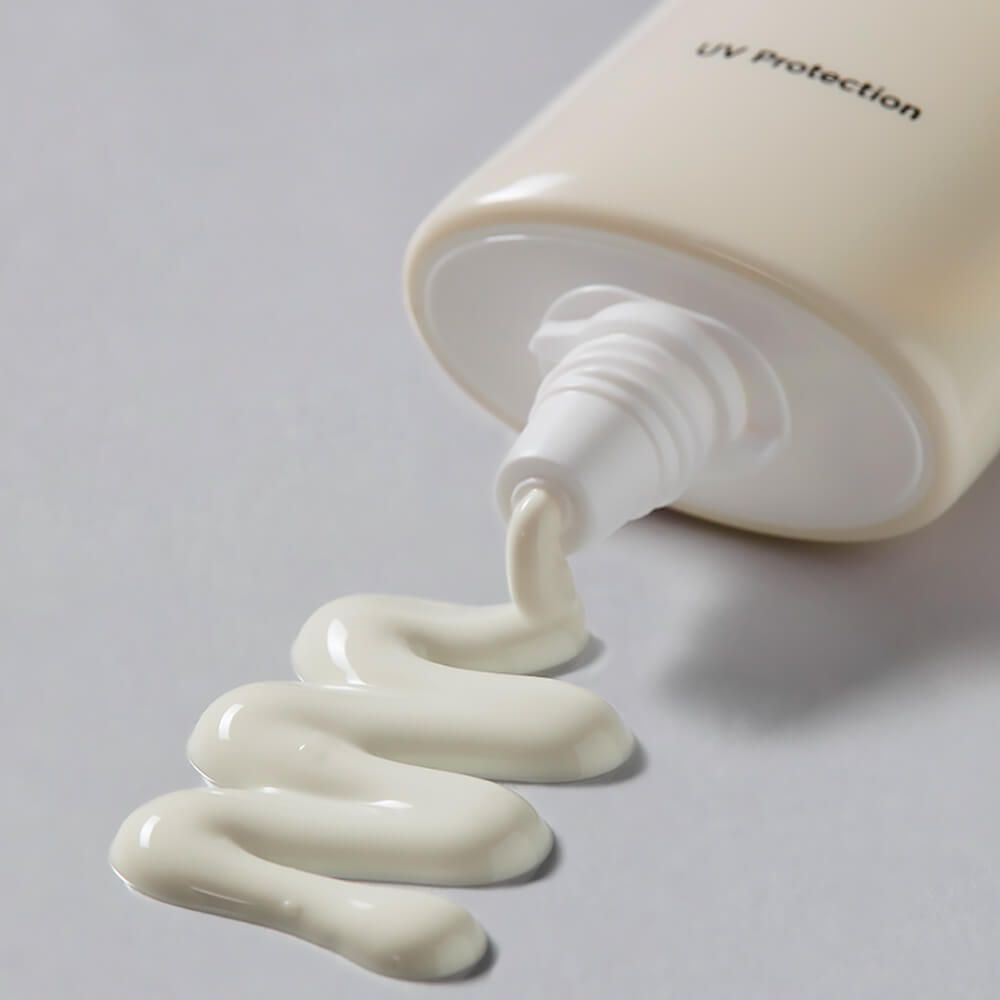 Солнцезащитная крем-сыворотка с галактомисисом ma:nyo Galactomy Sun Serum 50 мл