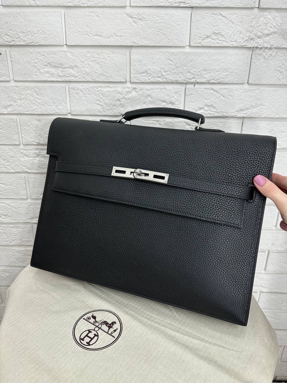 Портфель Hermes