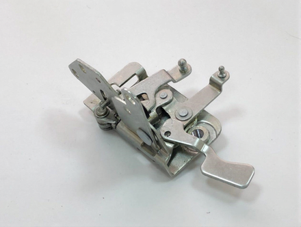 Замок двери передний правый 3160-00-6105012-00