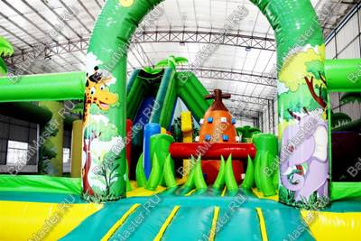 Коммерческий надувной батут "Джунгли малый со скалодромом"