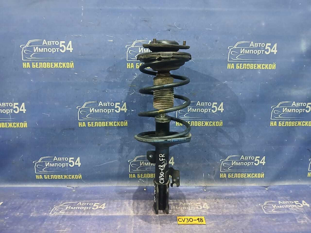 Стойка передняя правая TOYOTA CAMRY 1992