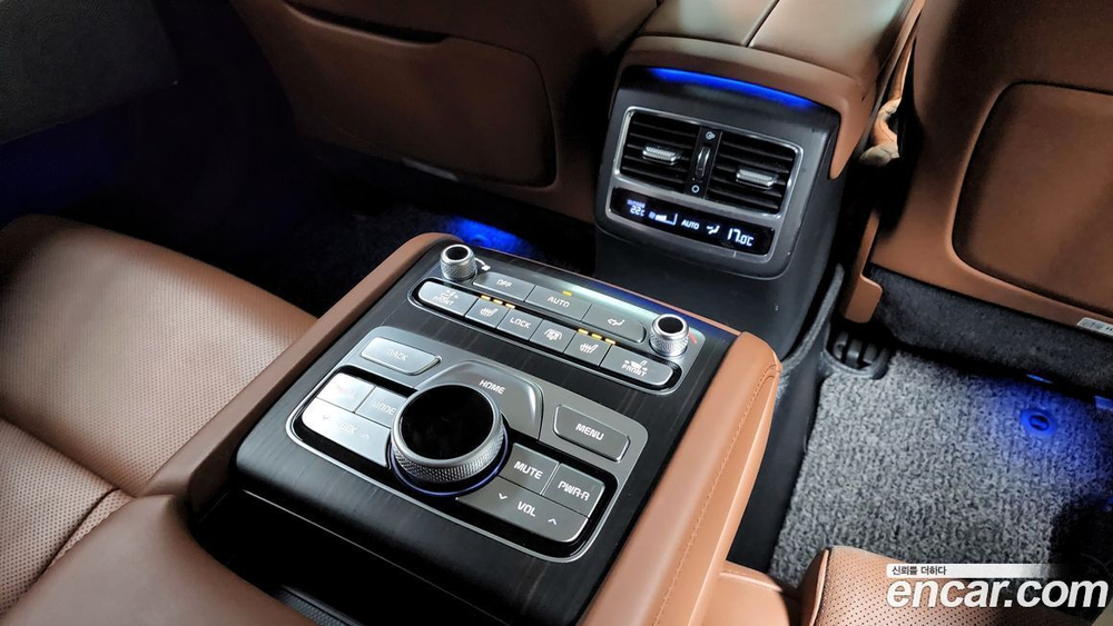 Kia The K9 (Quoris/K900) 3.8 GDI AWD (05.2020)