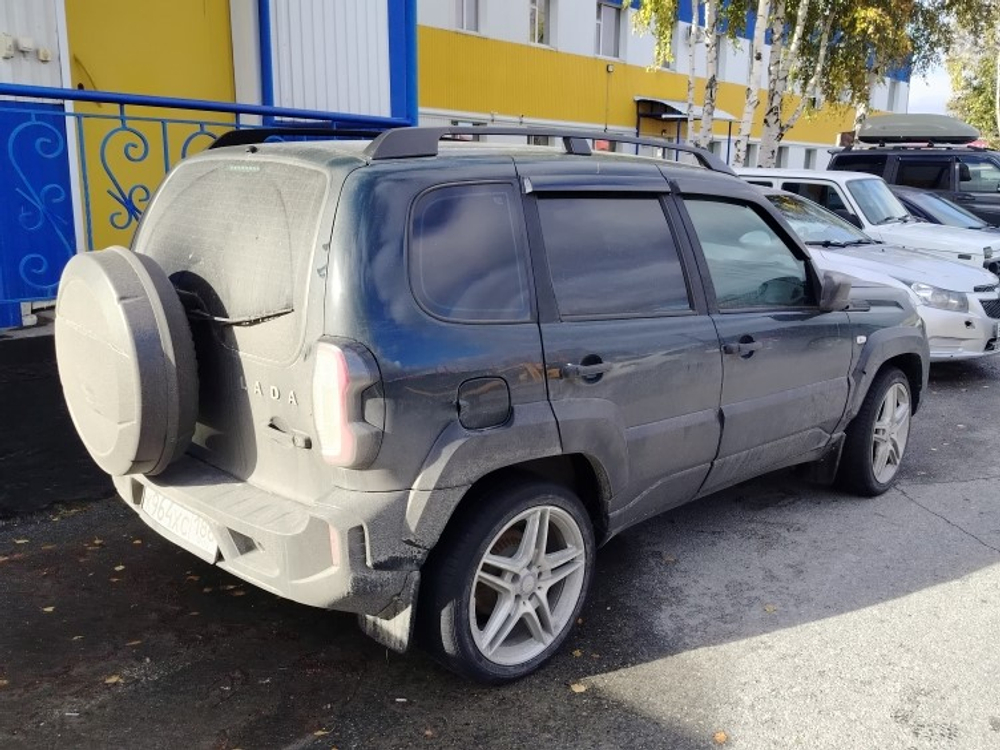 LADA Niva Travel Comfort 1.7 80hp 5MT