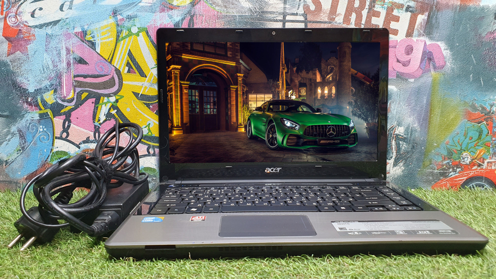 Ноутбук Acer i3/3Gb