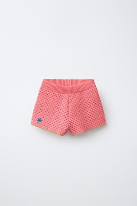 ZARA ШОРТЫ ИЗ ТРИКОТАЖА КРЮЧКОМ С ВЫШИВКОЙ, КОРАЛЛОВЫЙ