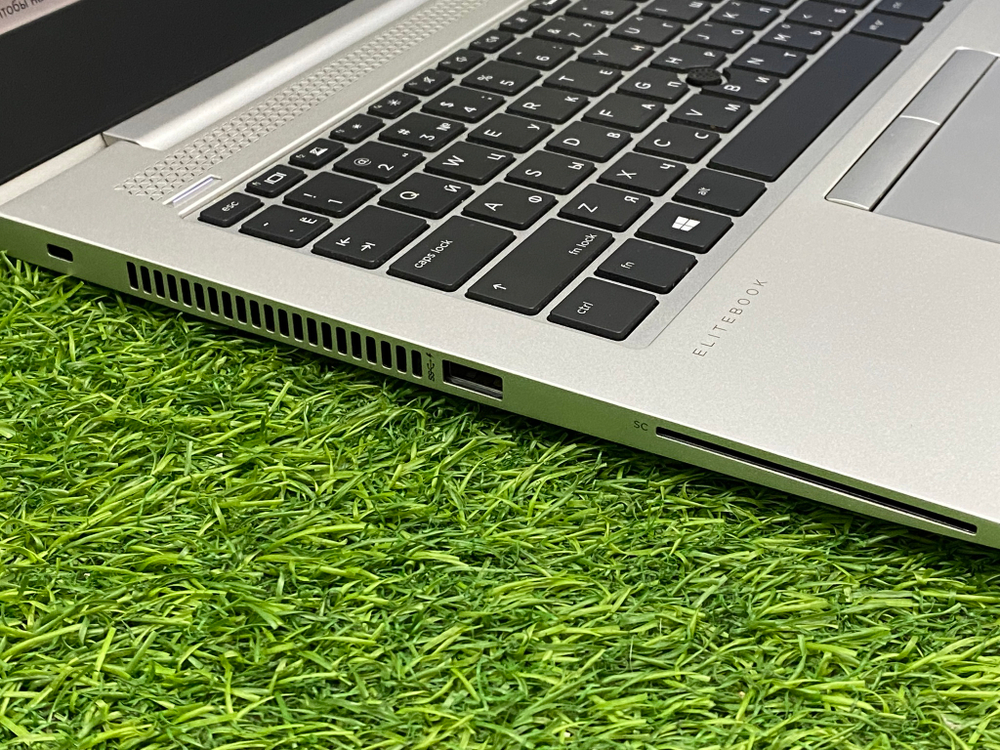 Ноутбук HP 13.3" i5-8250U/16GB/256GB SSD/ EliteBook 830 G5[3jx71ea]/Windows 10