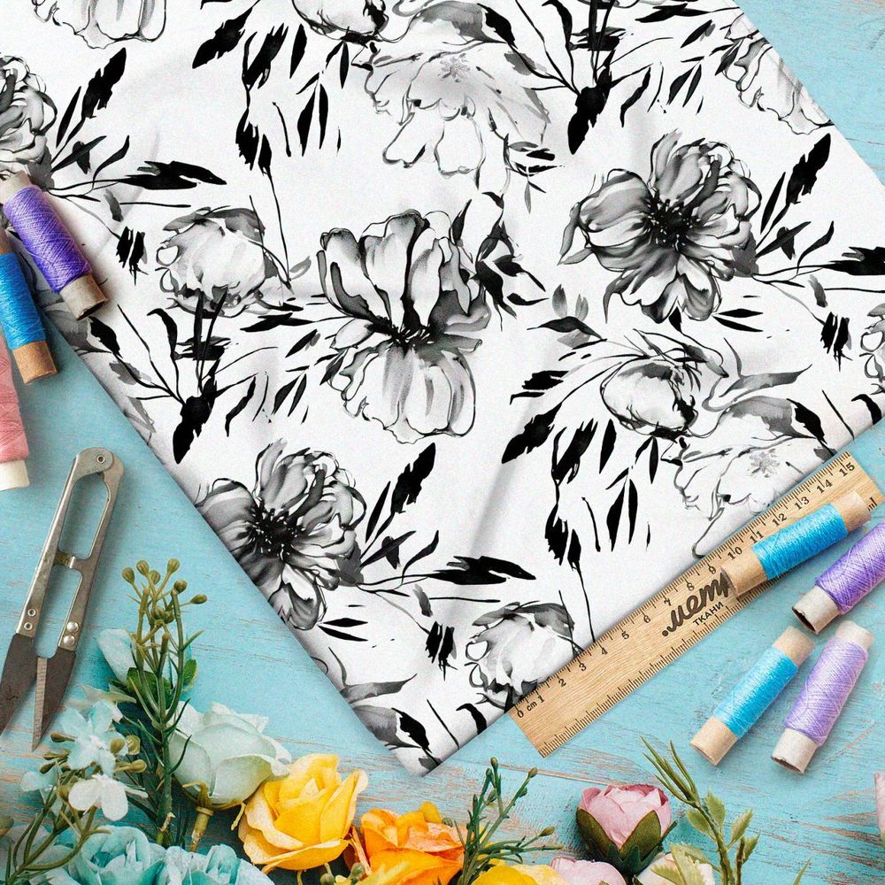 Ткань премиум атлас графический флорал