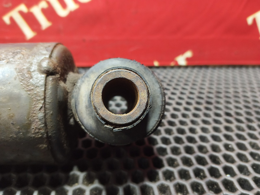 Амортизатор задний