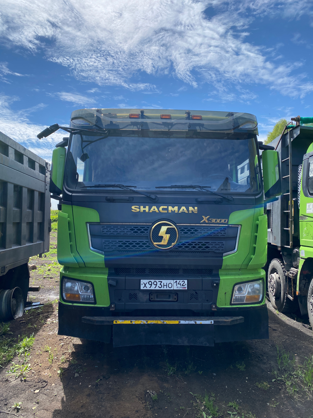 Shacman (Shaanxi) SX* 8x4 Самосвал SX33186W366C (Дизельный, 10,8 л, 441 л.с., МТ)