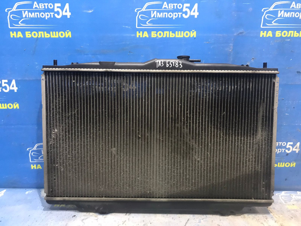 Радиатор двигателя Honda AVANCIER 1999-2003