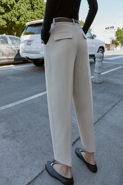 ZARA БРЮКИ С ЗАЩИПАМИ И РЕМНЕМ, СВЕТЛЫЙ ЖЕЛТО-КОРИЧНЕВЫЙ