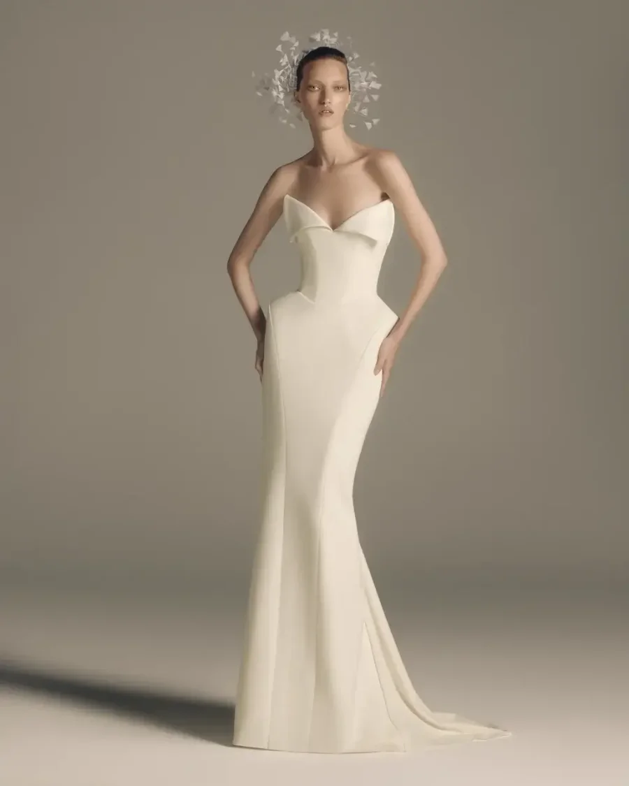 Платье с лацканами М, Белое