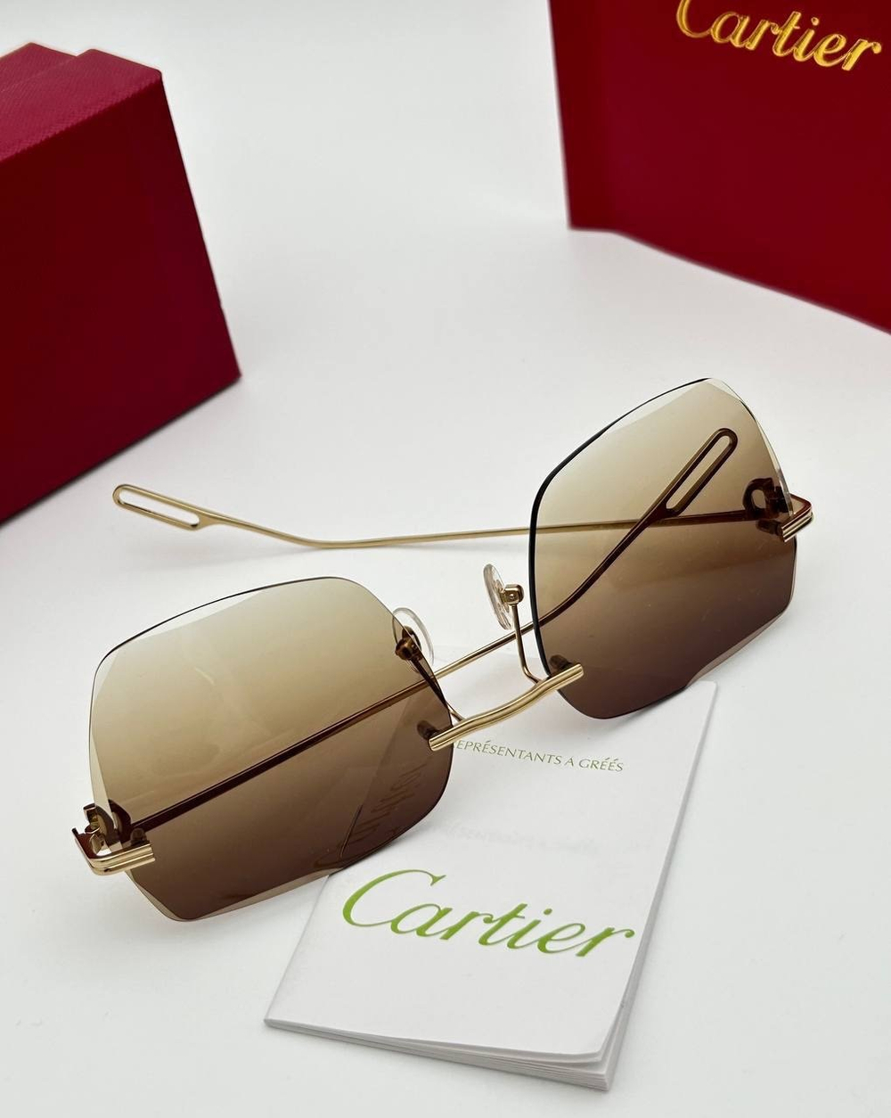 Солнцезащитные очки Cartier