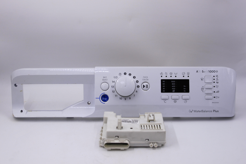 Модуль управления стиральной машины INDESIT BWSA 51051 (в сборе с пластиком)
