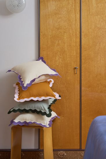 Чехол на подушку с контрастным кантом зеленого цвета из коллекции trendy ruffles, 40х40 см