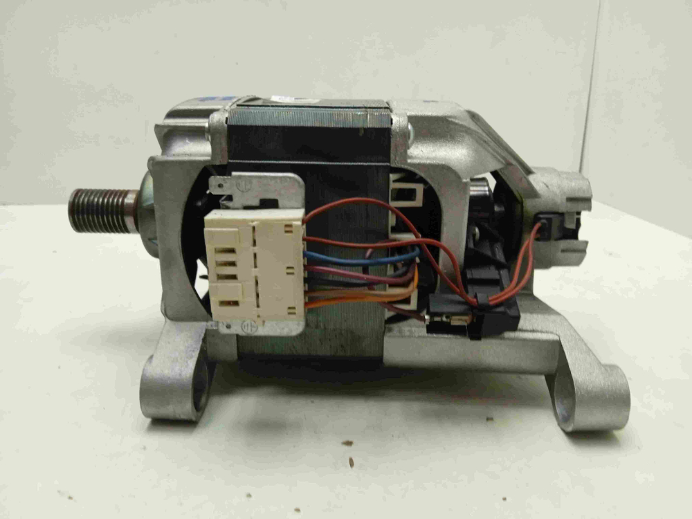 WS50Z149N кт215 Двигатель 7 контактов для стиральной машины Gorenie 97517515 б/у