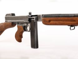 Denix Автомат Томпсона M1 A1 состаренный