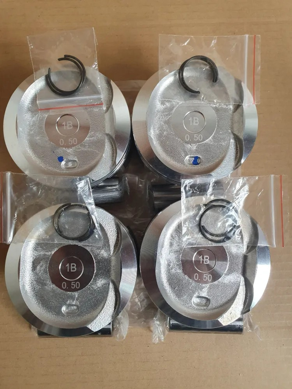 Поршень 0.5 Geely Emgrand EC7 1.5 4G15 (поршень, палец поршневой, кольца стопорные) 4