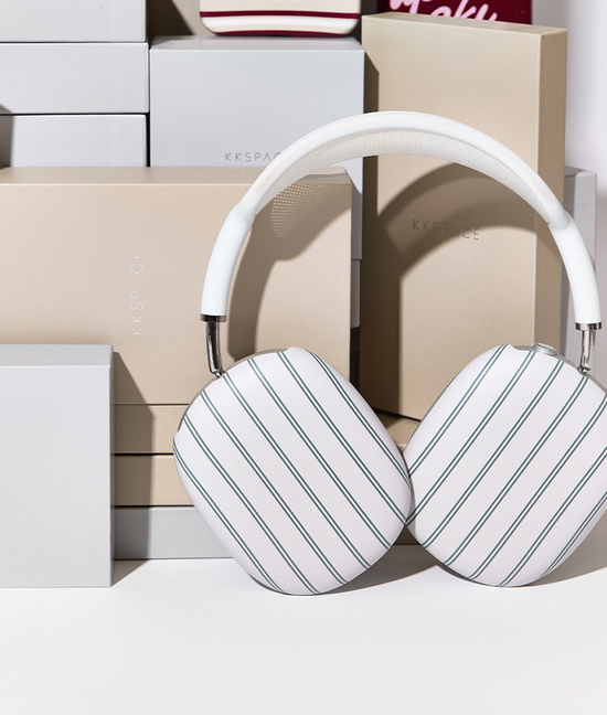 Кейсы для AirPods Max