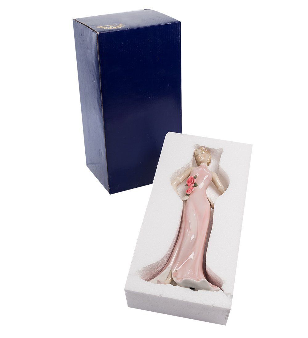 Pavone CMS-20/34 Статуэтка «Дама в вечернем платье»