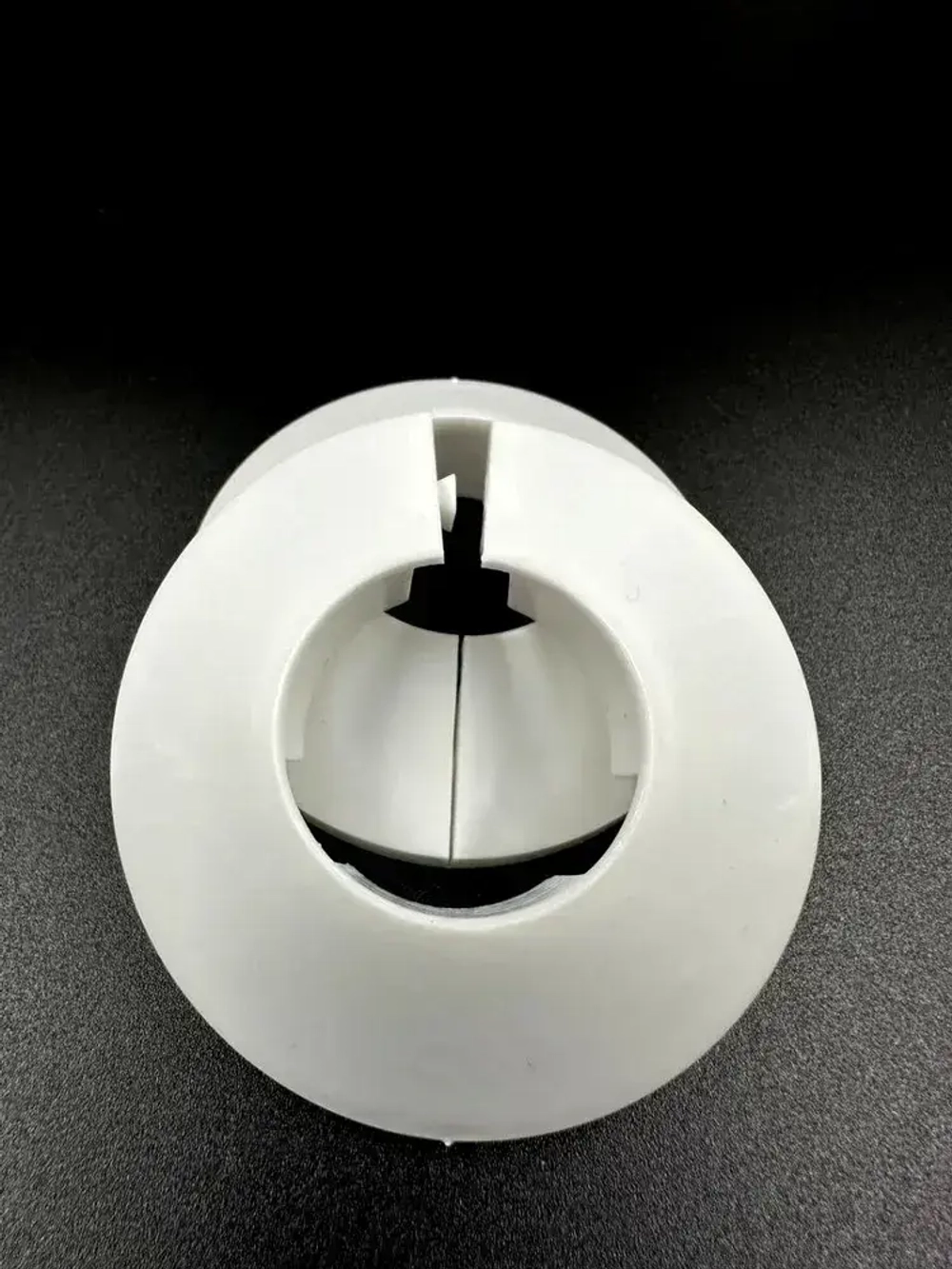 Обвод декоративный для труб 22 мм 2 шт