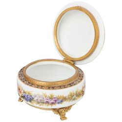 ШКАТУЛКА 13,5*13,5*11 СМ