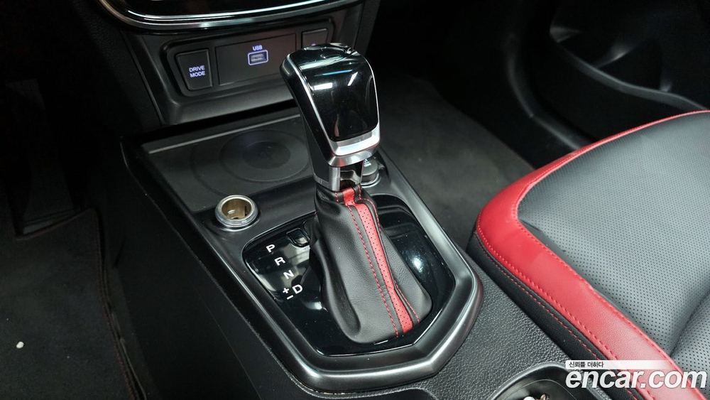 KG Mobility (Ssangyong) Very New Tivoli Бензин 1.5 2WD (04.2020)