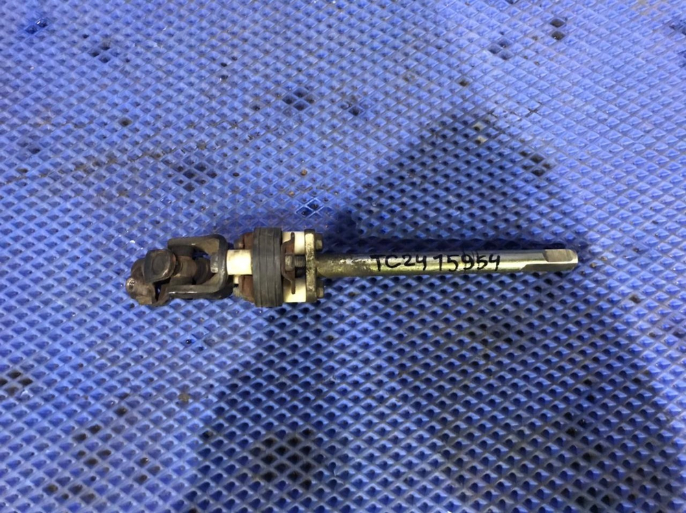 Карданчик рулевой NISSAN SERENA 1999-2005