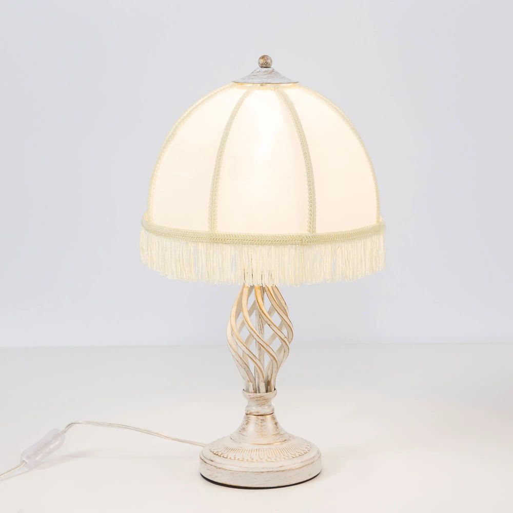 Citilux Базель CL407801 Настольная лампа с бежевым абажуром Патина