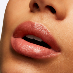 MAC Cosmetics Lustreglass Sheer-Shine Lipstick - глянцевая помада, 3 g