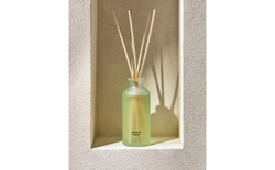 Zara Home Аромадиффузор Sunshine Neroli 200 мл, тростниковые палочки микадо, аромат цветочный, Розовый