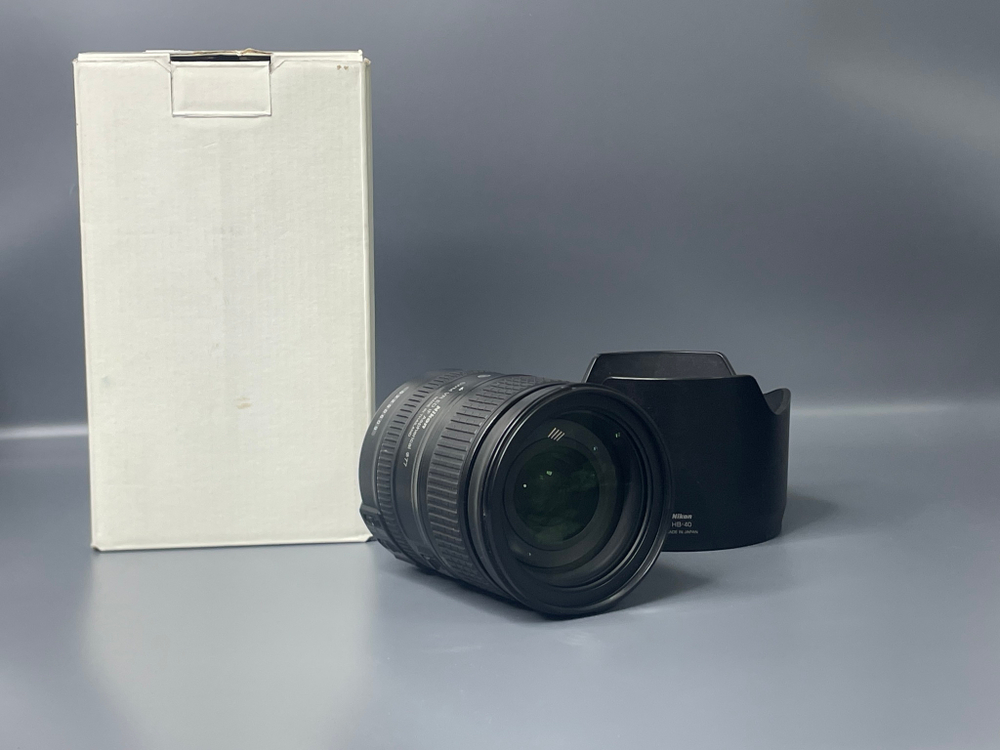 Nikon 28-300mm f/3.5-5.6G ED VR AF-S Nikkor
