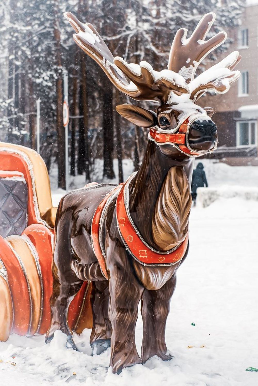 новогодняя композиция с подсветкой "Олень с санями"