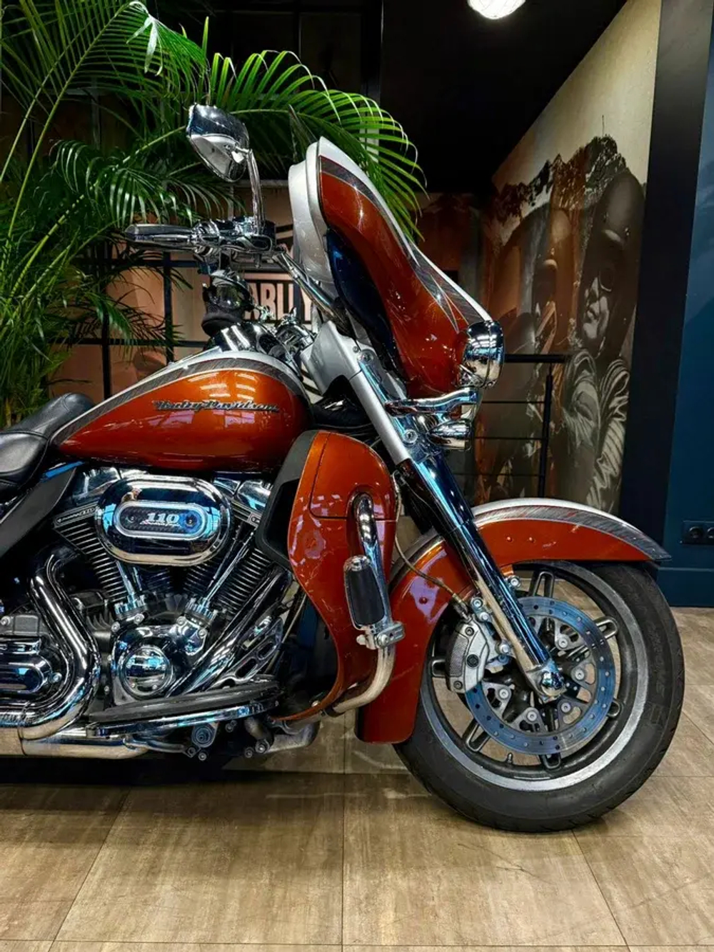 Harley-Davidson CVO Limited