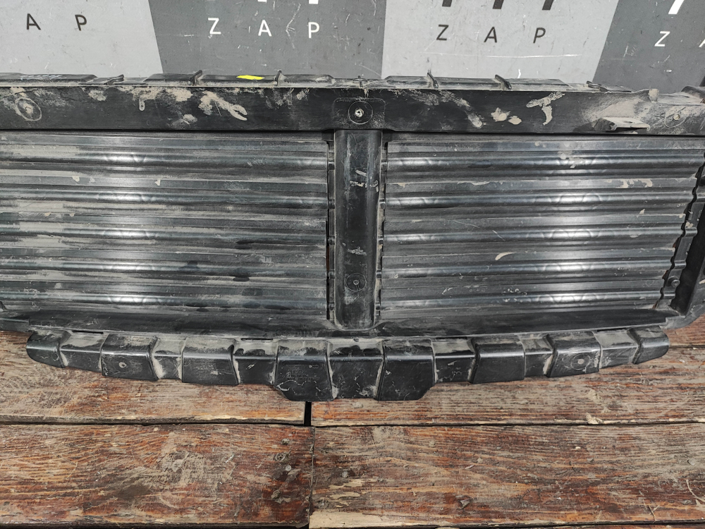 Жалюзи радиатора Volvo XC60 2 17-нв Б/У Оригинал 31425365