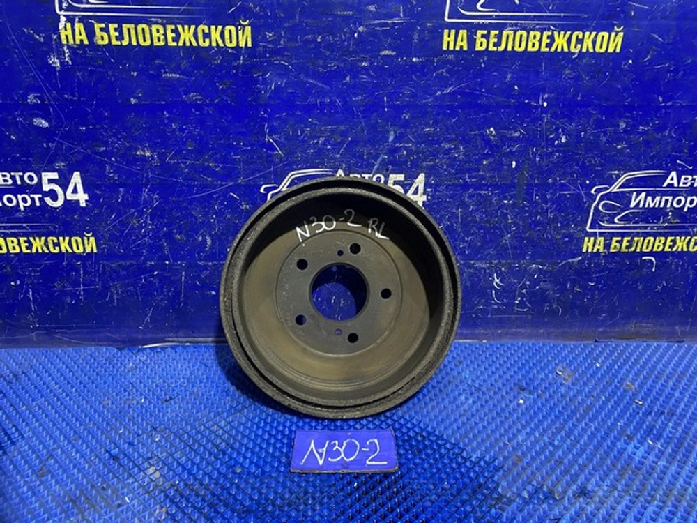 Барабан тормозной задний NISSAN R'NESSA 1997