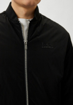 Бомбер муж. KARL LAGERFELD 505082 черный лого