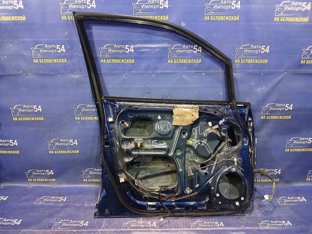 Дверь передняя левая TOYOTA HARRIER 2000