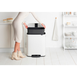 Мусорный бак Bo Pedal Bin 60л Brabantia Белый