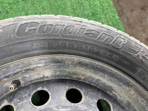 Диск Комплект дисков R16 штампованные
