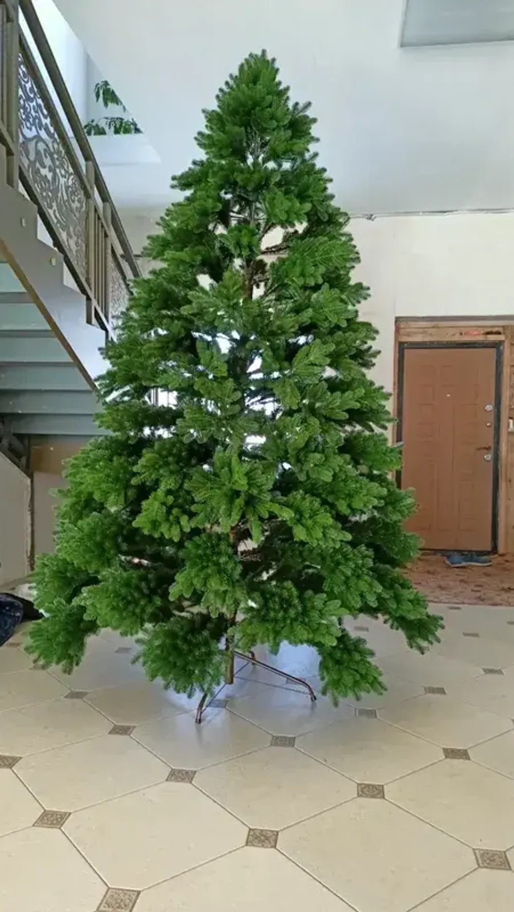 Ель искусственная «Наоми» (Литая хвоя) 230 см / 2,3 м