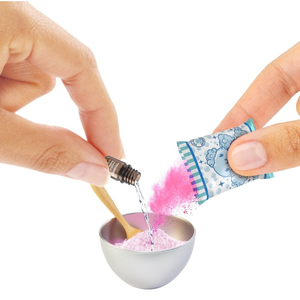 MGA's Miniverse - Make It Mini Spa Surprise Ball 427742 / артикул   427742  / GTIN 035051427742