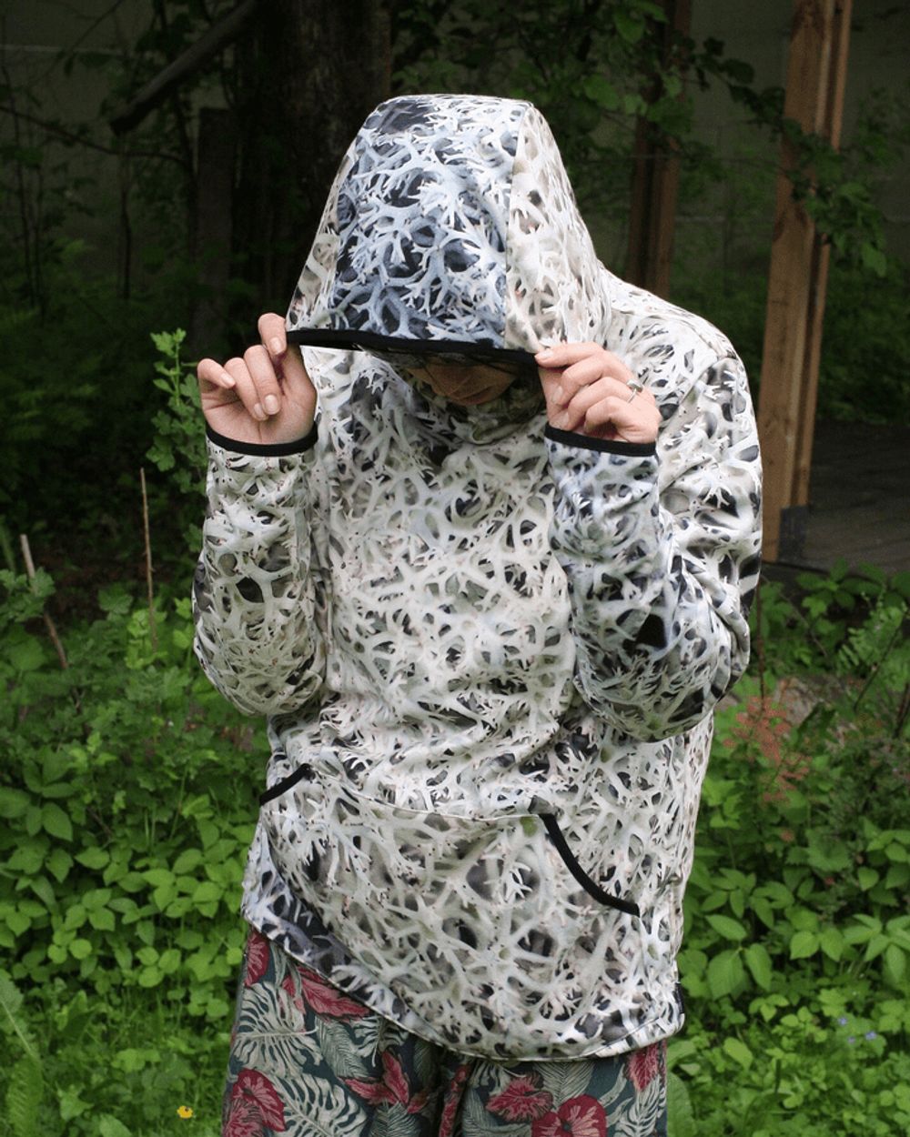 Худи Plushedelica Карелия белый