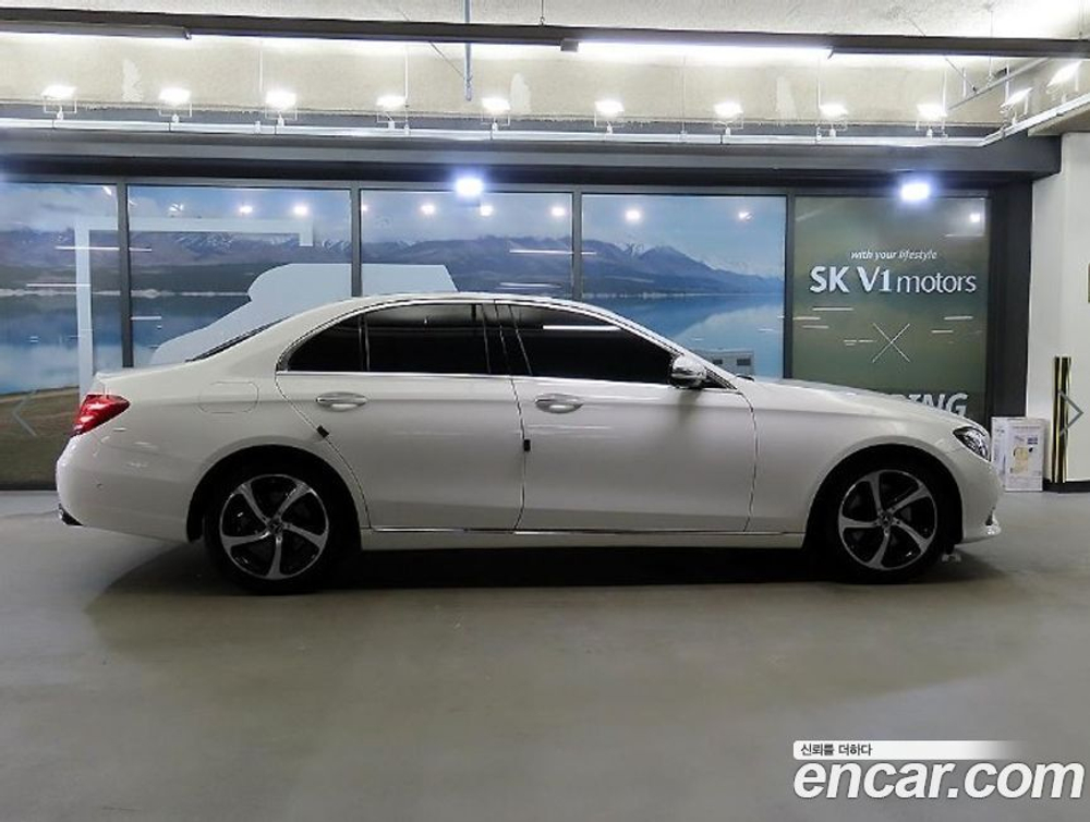 Mercedes-Benz E-Class W213 E250 Avangarde (12.2019)