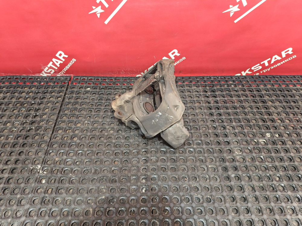 Суппорт левый