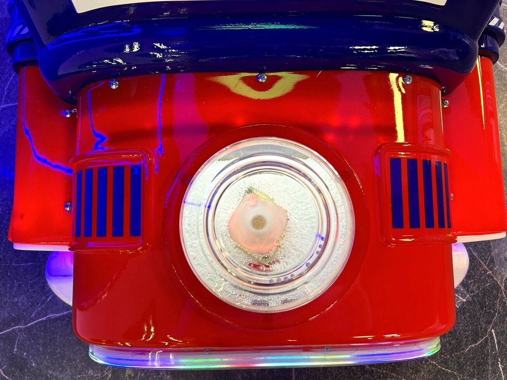 аттракцион качалка, детская качалка с видеоигрой, качалка с видео игрой для детской комнаты, дорогие качалки с игрой, автомат качалка, качалка с монетоприемником, аттракцион качалка с видео игрой