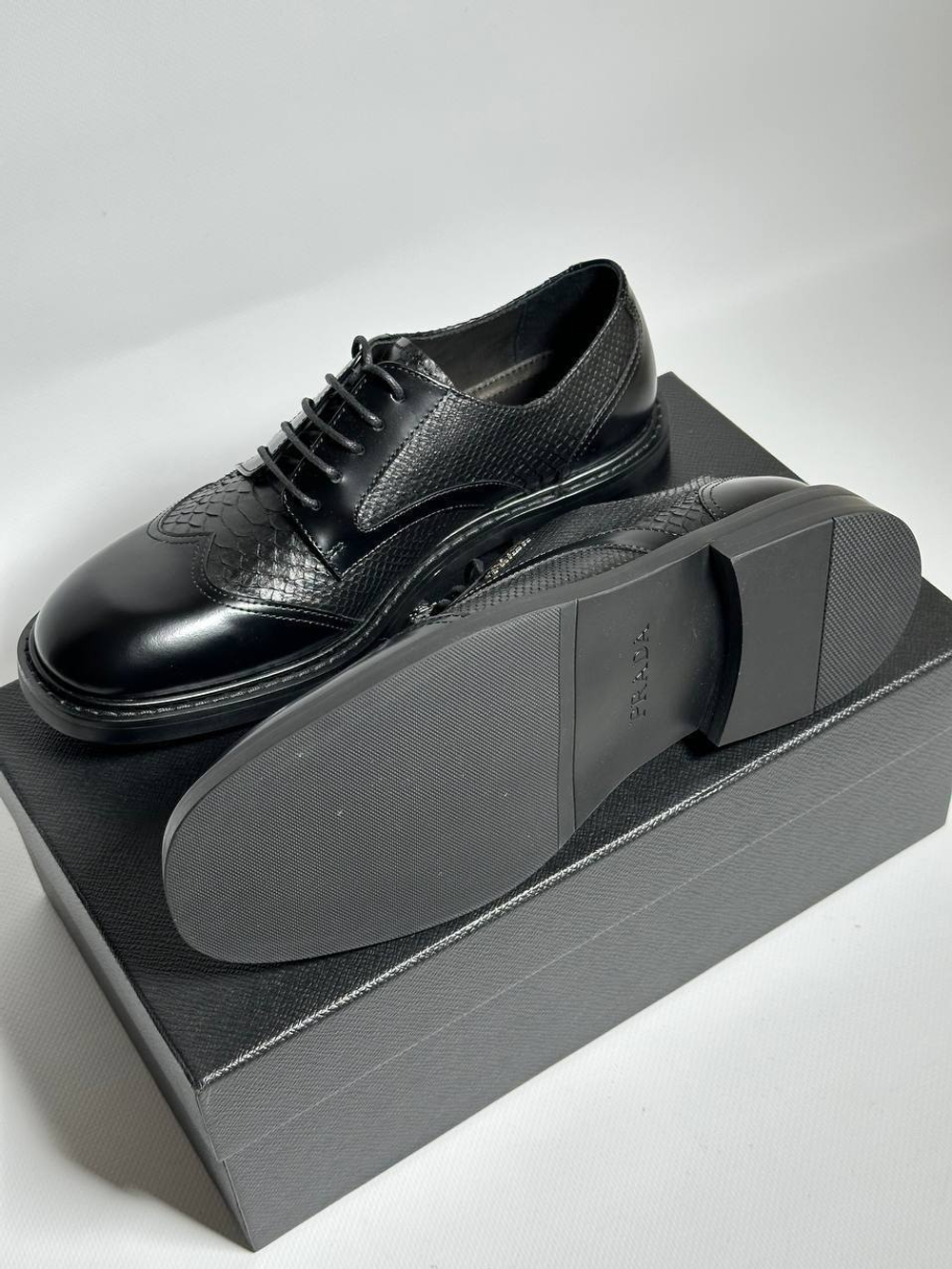 Туфли Prada
