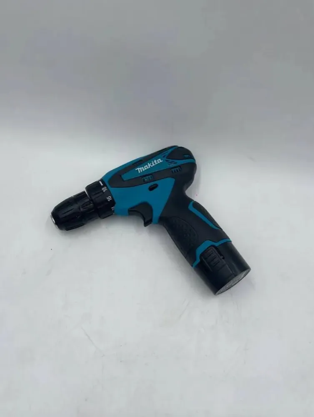 Makita Дрель-шуруповерт, 12 В, 25 Нм, 2 АКБ