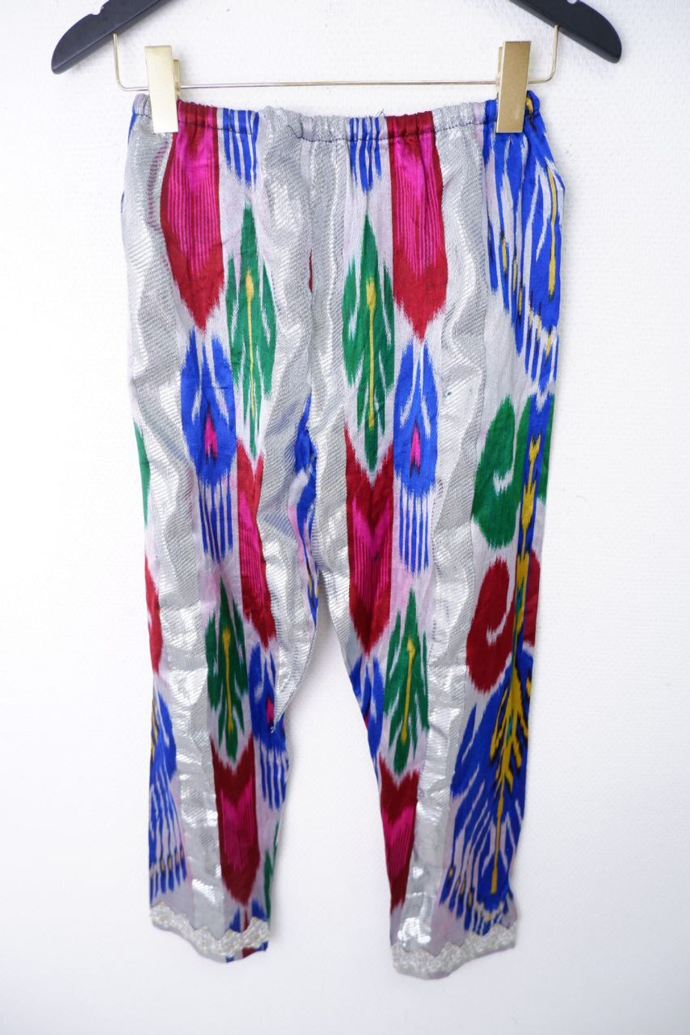 Костюм карнавальный разноцветный с камнями 42 размер