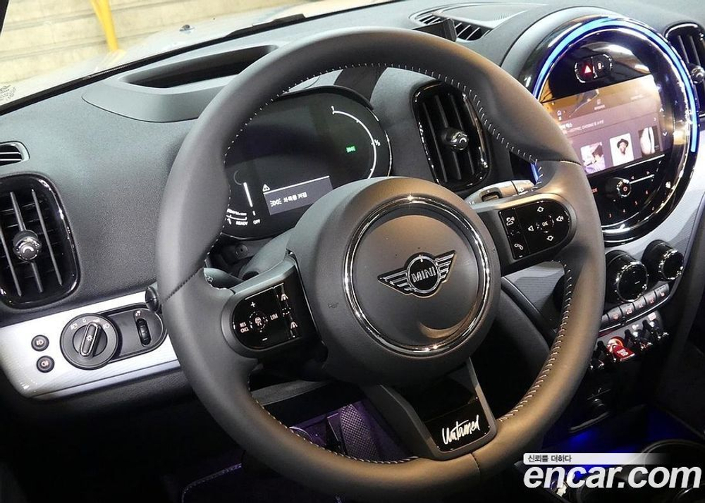 Mini Cooper S Countryman ALL4 언테임드 Editions (09.2022)